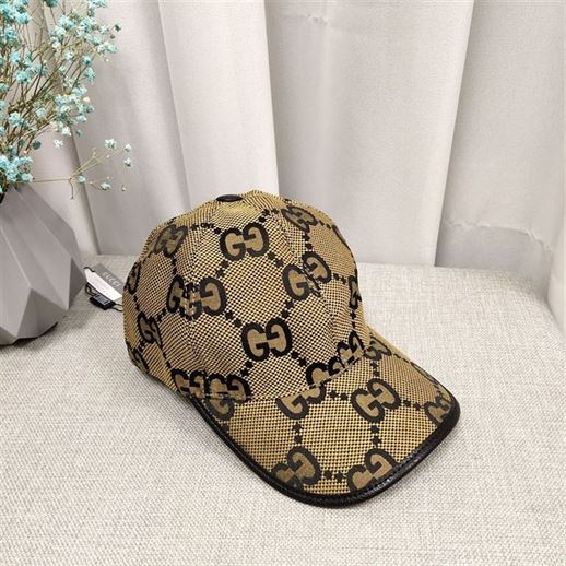 GUCCI JUMBO GG CANVAS BASEBALL HAT