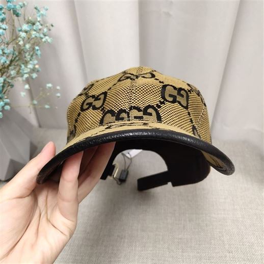 GUCCI JUMBO GG CANVAS BASEBALL HAT