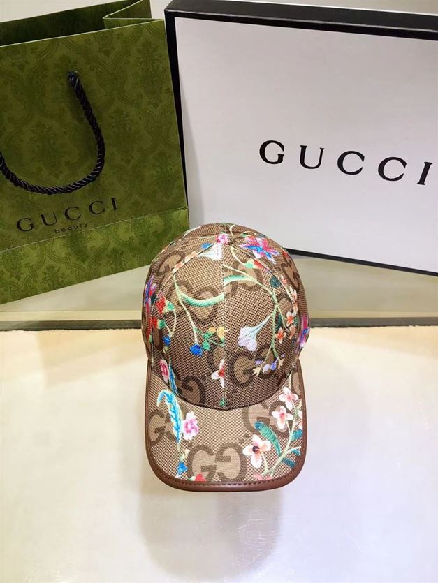GUCCI JUMBO GG HAT