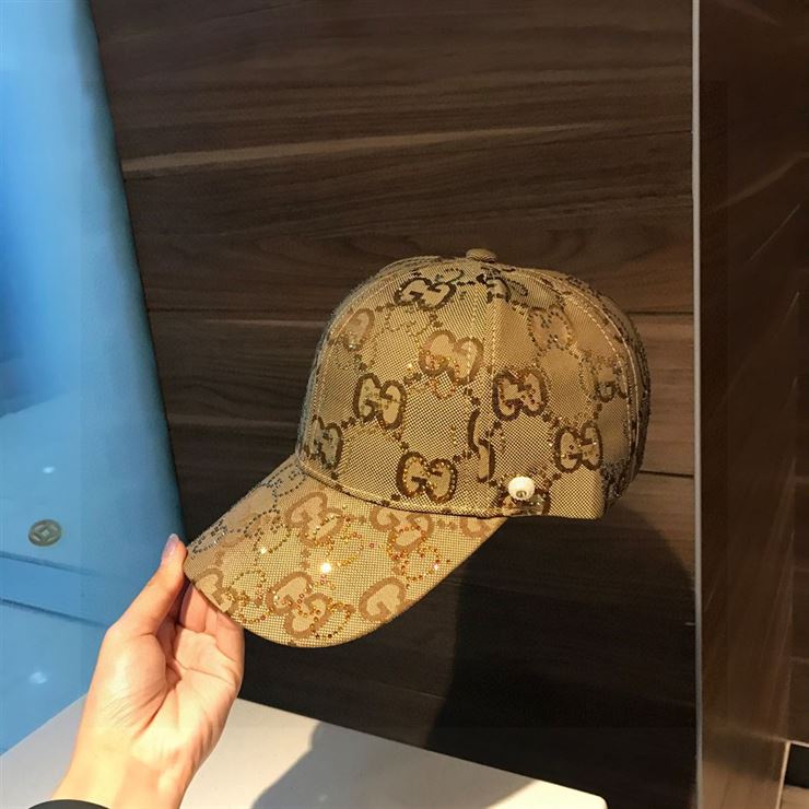 GUCCI JUMBO GG HAT