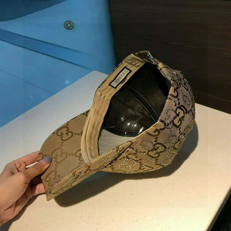 GUCCI JUMBO GG HAT