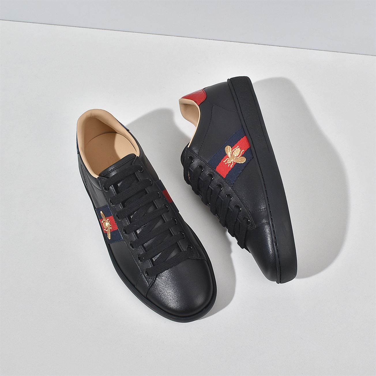GUCCI MENS ACE EMBROIDERED SNEAKER - GCC026