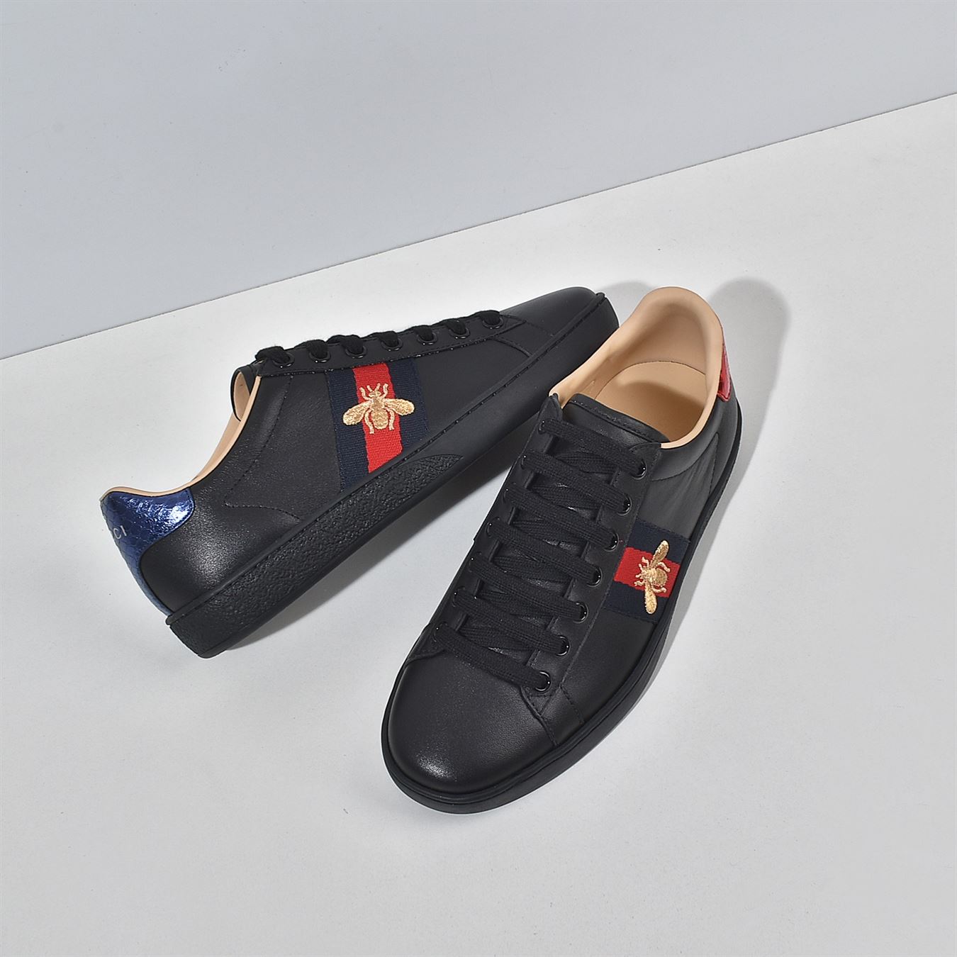 GUCCI MENS ACE EMBROIDERED SNEAKER - GCC026