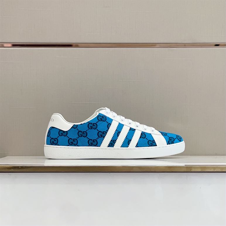 GUCCI MEN'S GG SNEAKER - GCC036