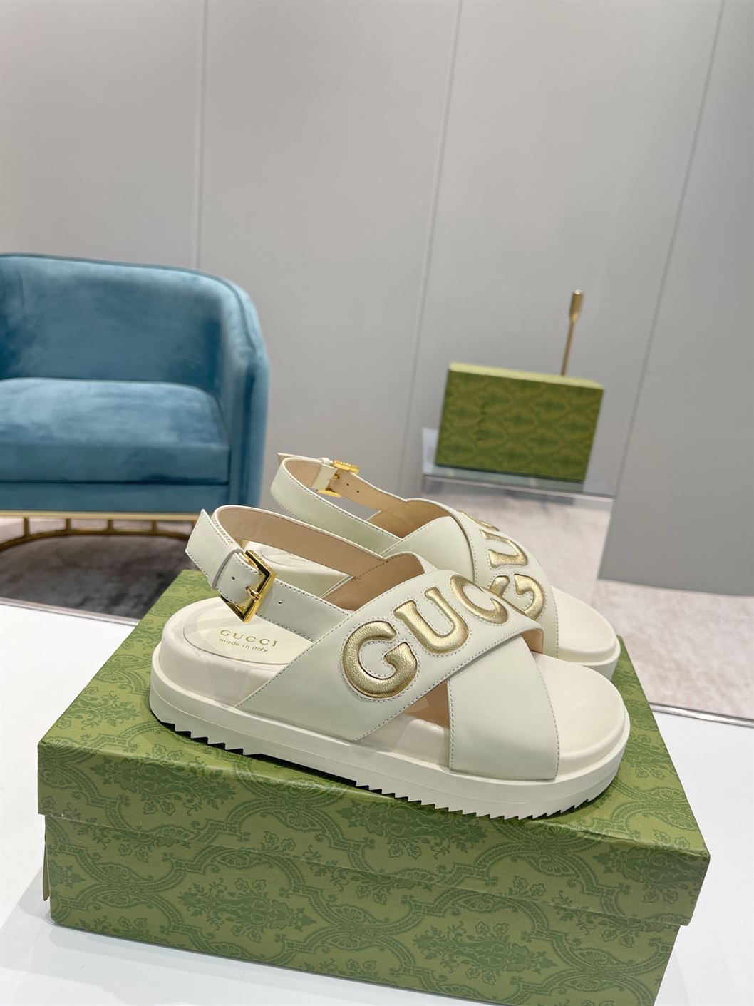 GUCCI MEN'S GUCCI SANDAL WHITE LEATHER - GSL010