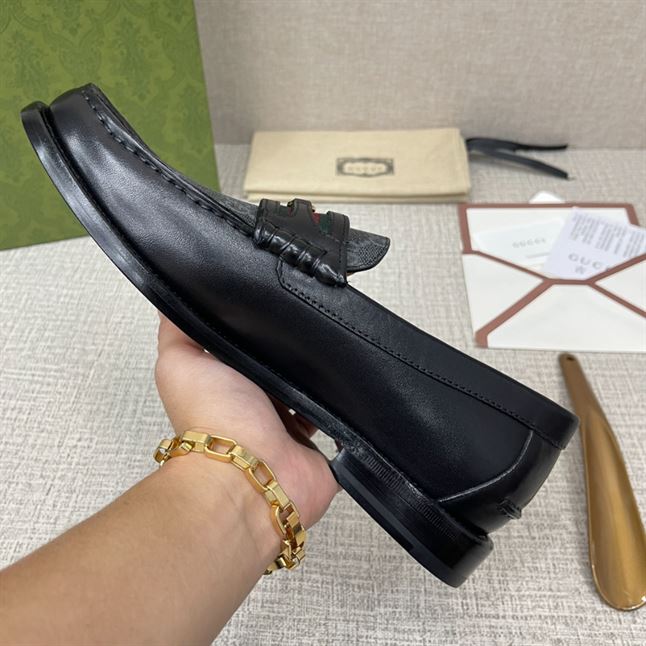 GUCCI MEN'S LOAFER WITH INTERLOCKING G - GL003