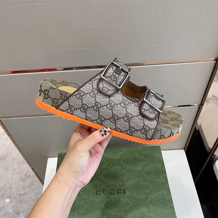 GUCCI MEN'S SLIDE SANDAL WITH STRAPS - GSL030