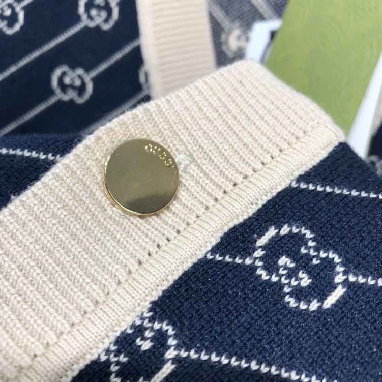 GUCCI NAVY & OFF-WHITE GG JACQUARD CARDIGAN - GCJ003
