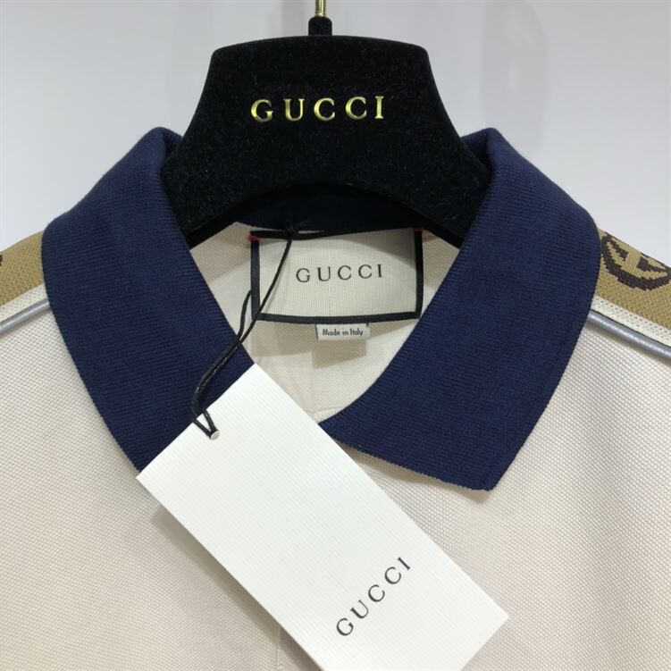 GUCCI POLO WITH INTERLOCKING G STRIPE - GGS014