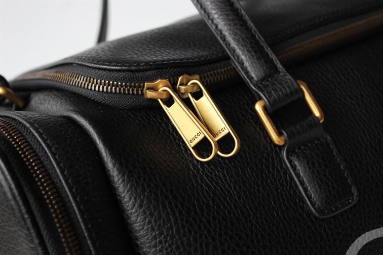 GUCCI RETRO LOGO PRINT LEATHER DUFFLE BAG - BG039
