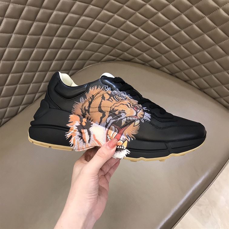 GUCCI RHYTON LEATHER SNEAKER WITH TIGER - GCC017