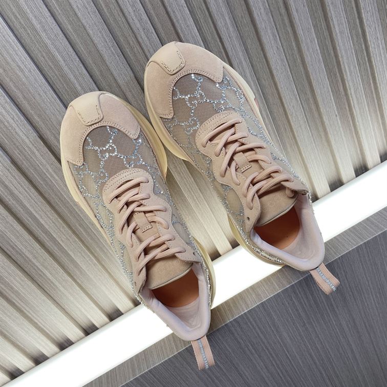 GUCCI RUN GG CRYSTAL SNEAKER - GCC013