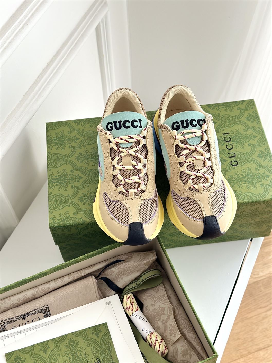 GUCCI RUN SNEAKERS - GCC118