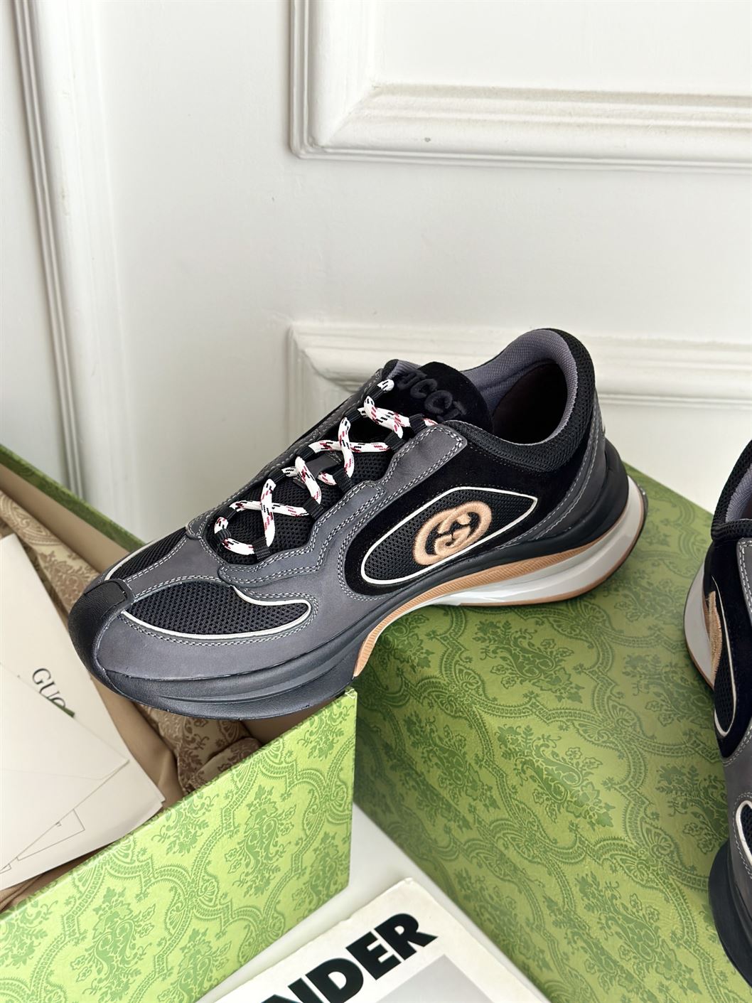 GUCCI RUN SNEAKERS - GCC119