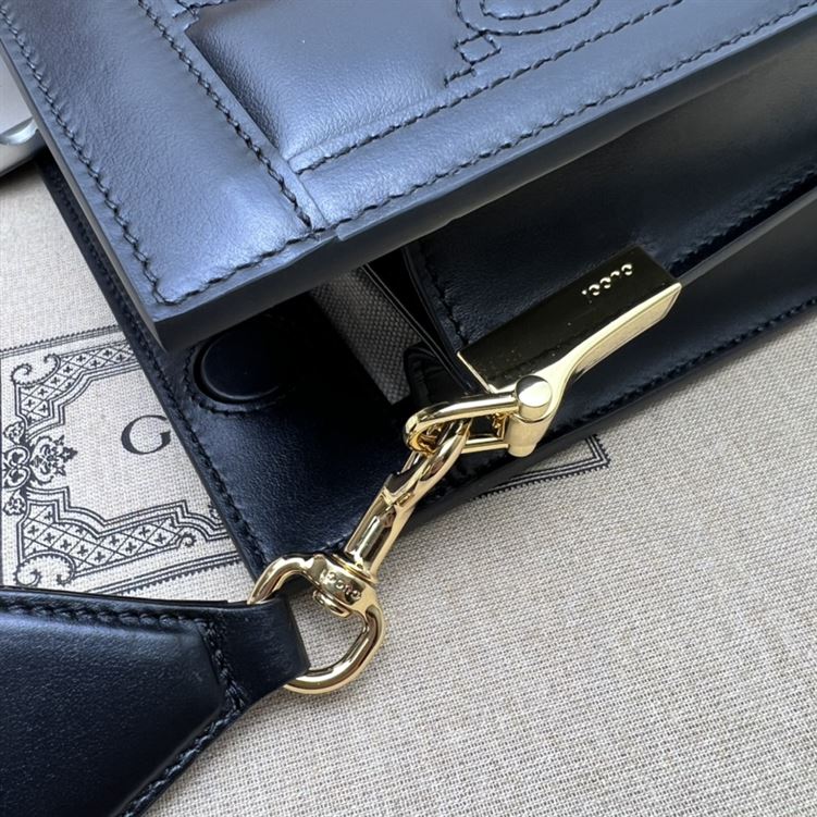 GUCCI SMALL GG QUILTED LEATHER BAG IN BLACK