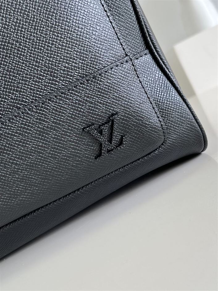 LOUIS VUITTON ADRIAN BACKPACK TAIGA - LVB045