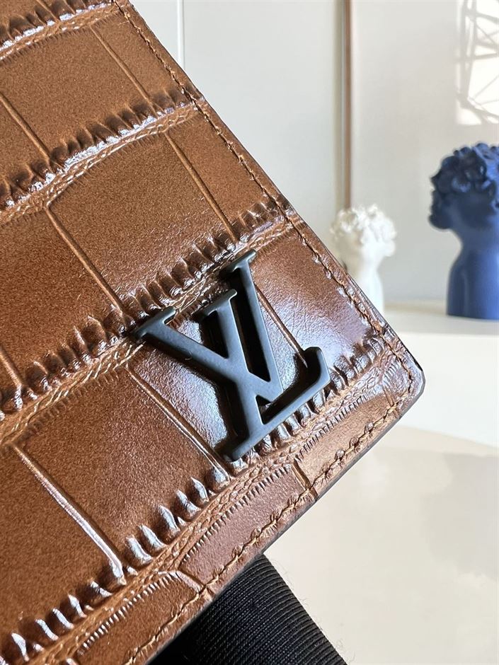 LOUIS VUITTON ALLIGATOR LEATHER MULTIPLE WALLET IN BROWN