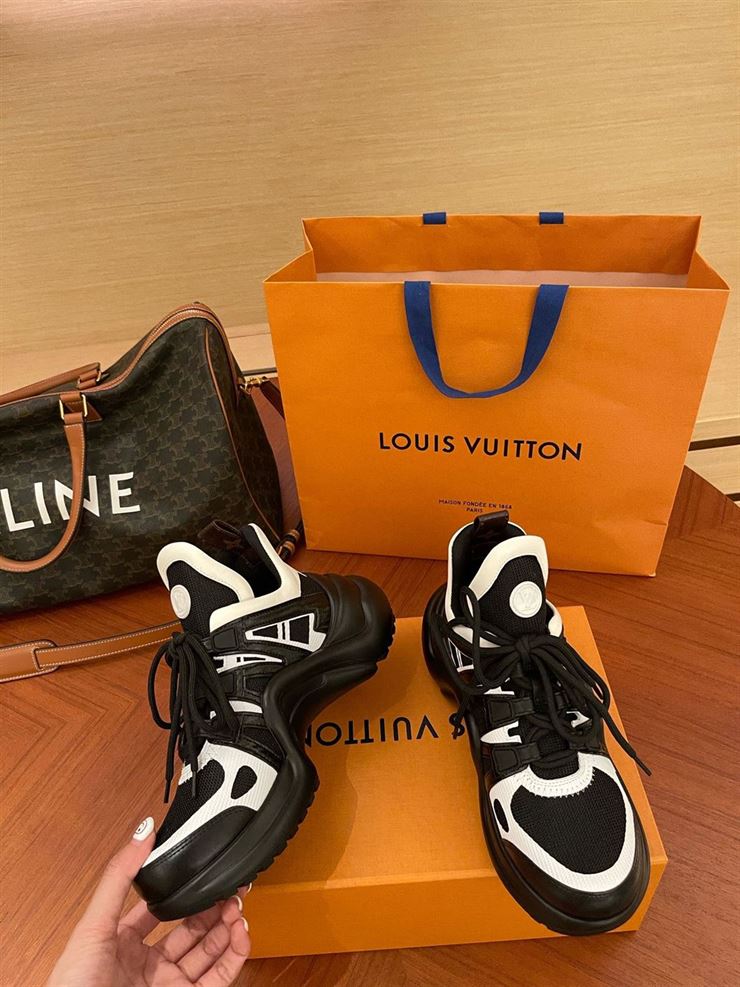 LOUIS VUITTON ARCHLIGHT TRAINERS - LVS097