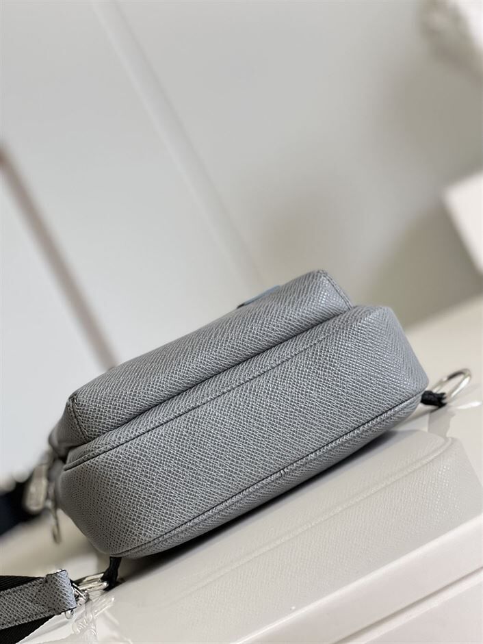 LOUIS VUITTON AVENUE SLING BAG TAIGA - LVB029