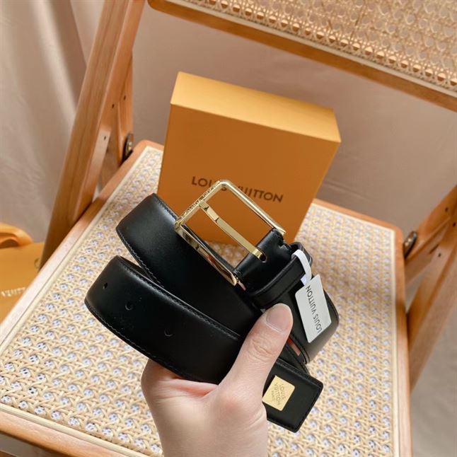 LOUIS VUITTON BELT - LBE063