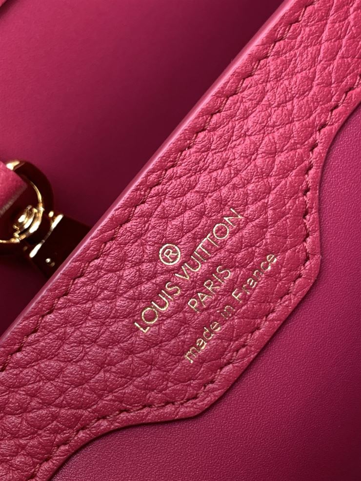 LOUIS VUITTON CAPUCINES BB Pink