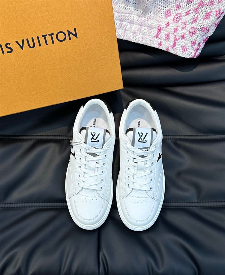 LOUIS VUITTON CHARLIE SNEAKER - LVS156