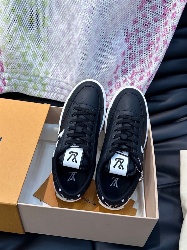LOUIS VUITTON CHARLIE SNEAKER - LVS157