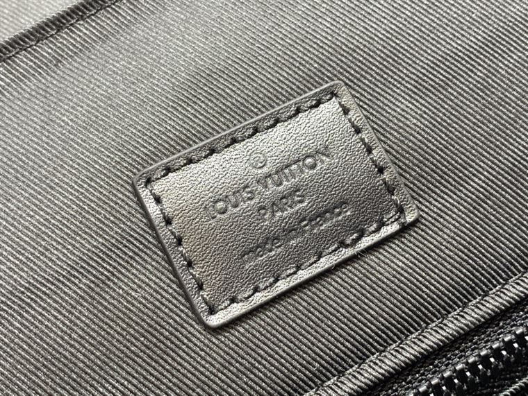 LOUIS VUITTON CHRISTOPHER PM MONOGRAM MACASSAR - LVB054