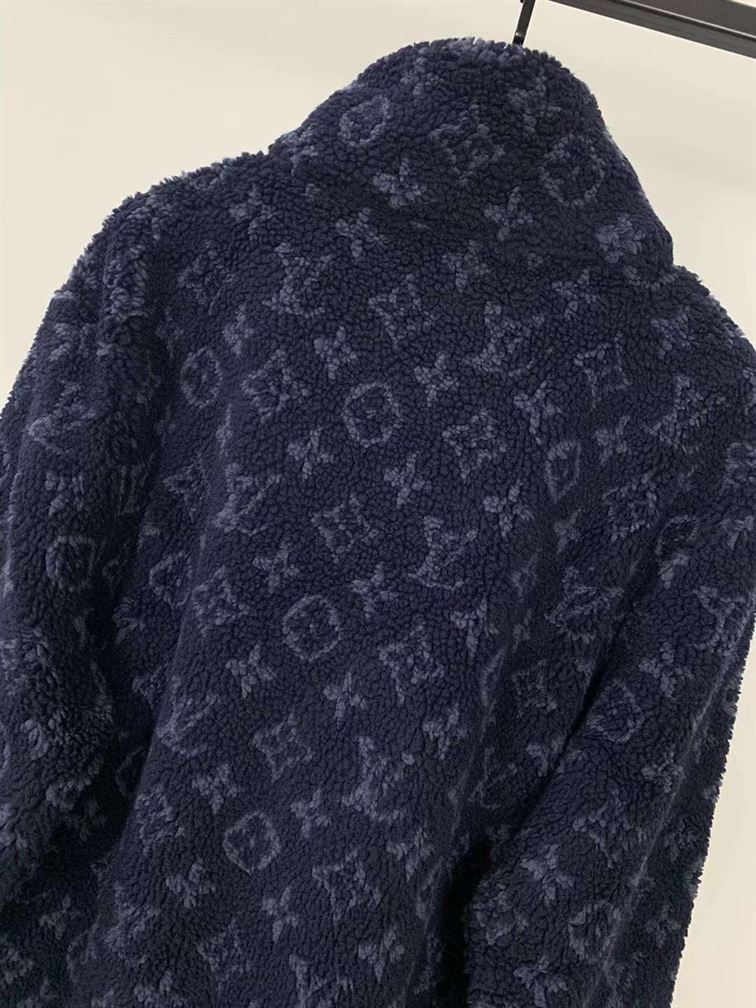 LOUIS VUITTON COAT - LVC010