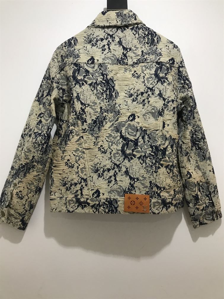 LOUIS VUITTON COAT - LVC024
