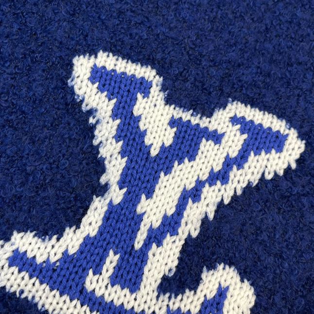 LOUIS VUITTON CREWNECK SWEATERS - LH063