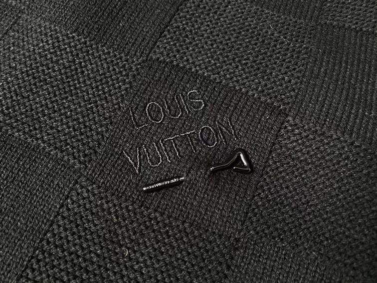 LOUIS VUITTON DAMIER STITCH CREWNECK - LVH044