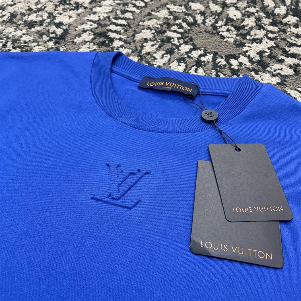 LOUIS VUITTON DEBOSSED TEE - LVTS034