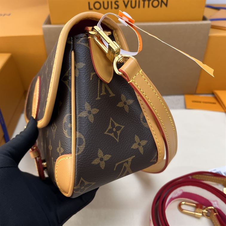 LOUIS VUITTON DIANE MONOGRAM