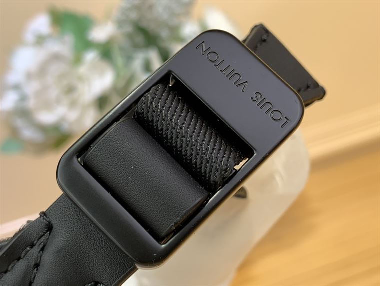 LOUIS VUITTON DISCOVERY BACKPACK MONOGRAM SHADOW LEATHER - LVB072