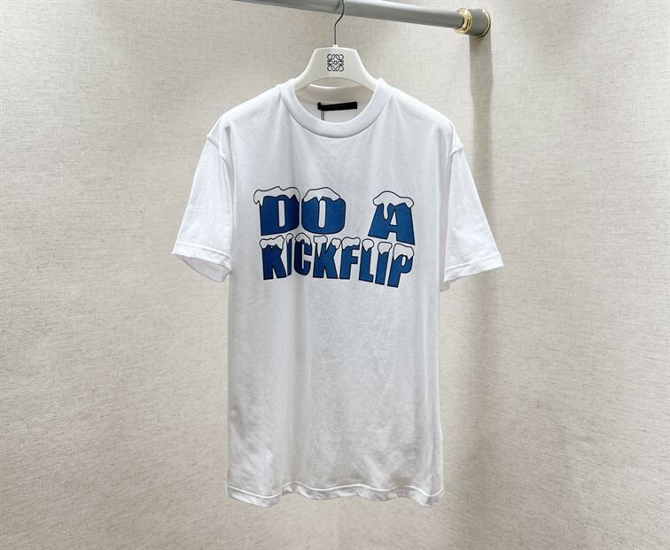 LOUIS VUITTON DO A KICKFLIP T-SHIRT - LVTS007
