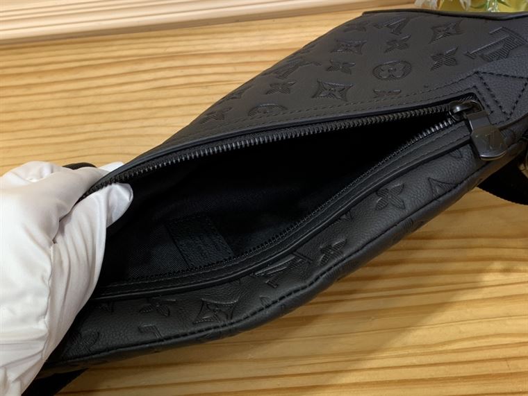 LOUIS VUITTON DUO SLING BAG G65 - LVB063