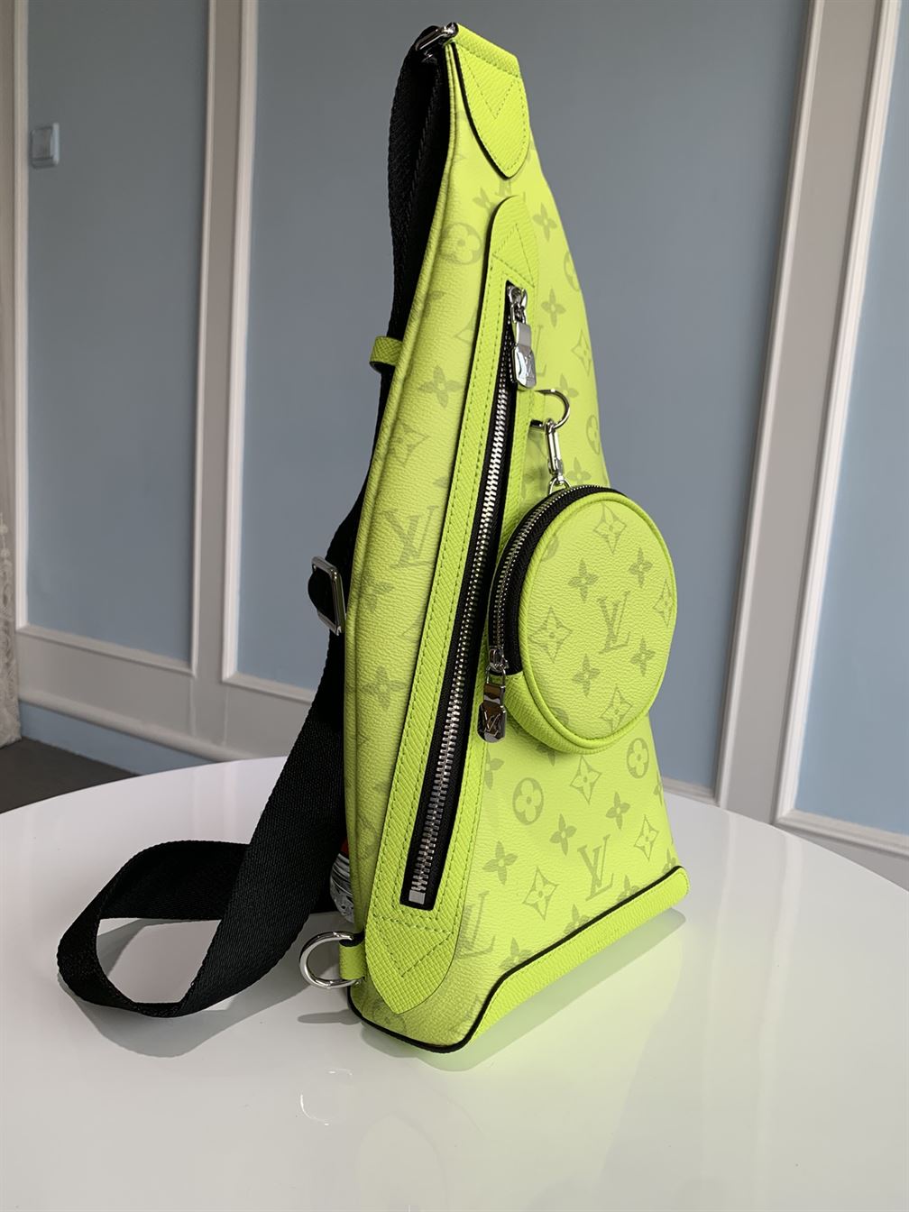 LOUIS VUITTON DUO SLING BAG TAIGARAMA - LVB061