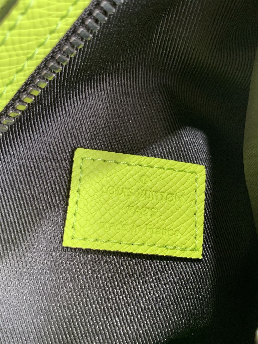 LOUIS VUITTON DUO SLING BAG TAIGARAMA - LVB061