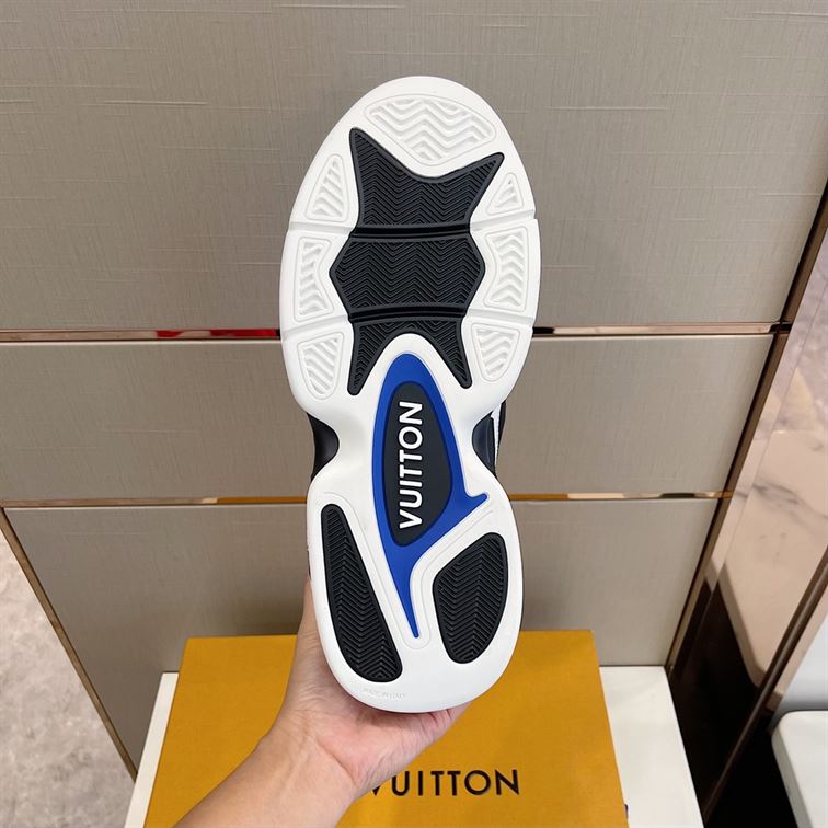 LOUIS VUITTON LV TRAINER 2 SNEAKER - LVS055