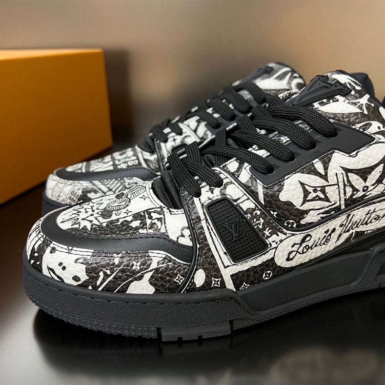 LOUIS VUITTON LV TRAINER COMIC MOTIFS BLACK WHITE - LVS146