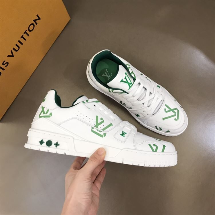 LOUIS VUITTON LV TRAINER SNEAKER - LVS053