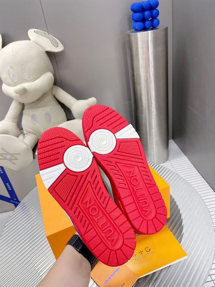 LOUIS VUITTON LV TRAINER SNEAKER - LVS158