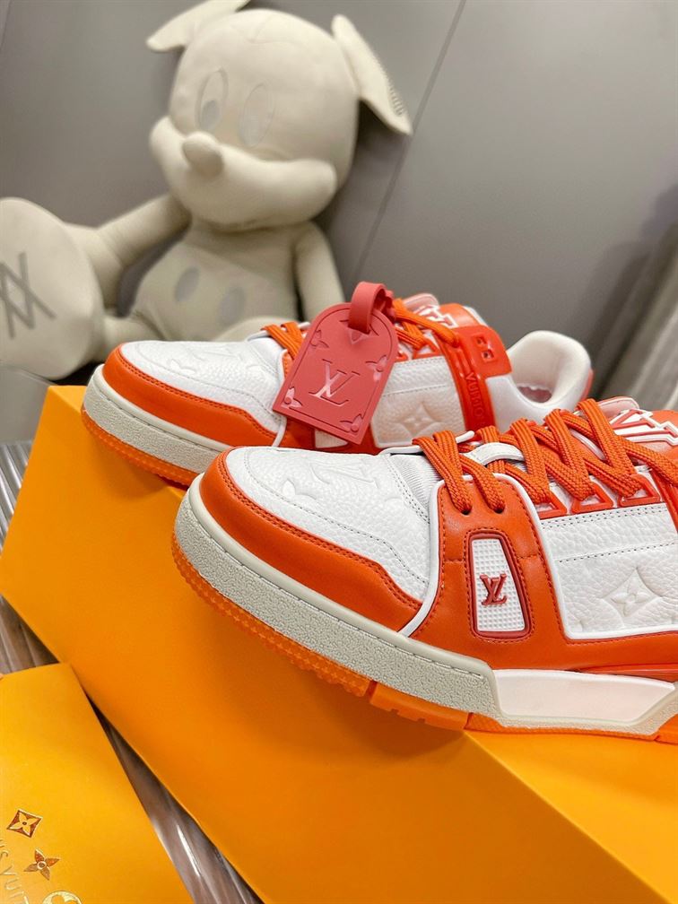 LOUIS VUITTON LV TRAINER SNEAKER - LVS160