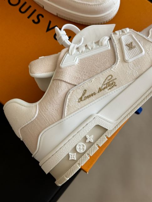 LOUIS VUITTON LV TRAINER SNEAKER - LVS173