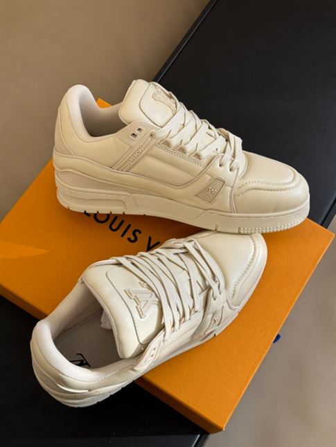 LOUIS VUITTON LV TRAINER SNEAKER - LVS180