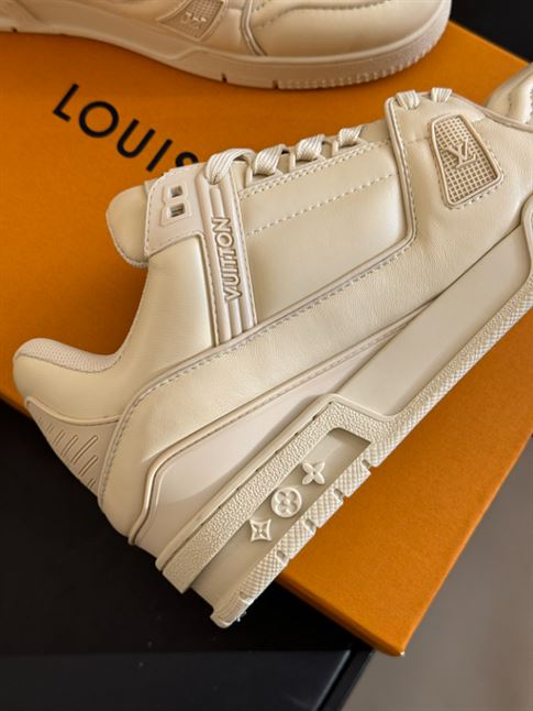 LOUIS VUITTON LV TRAINER SNEAKER - LVS180