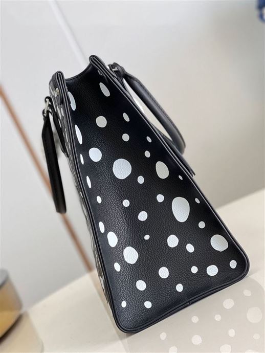 LOUIS VUITTON LV X YK ONTHEGO MM MONOGRAM