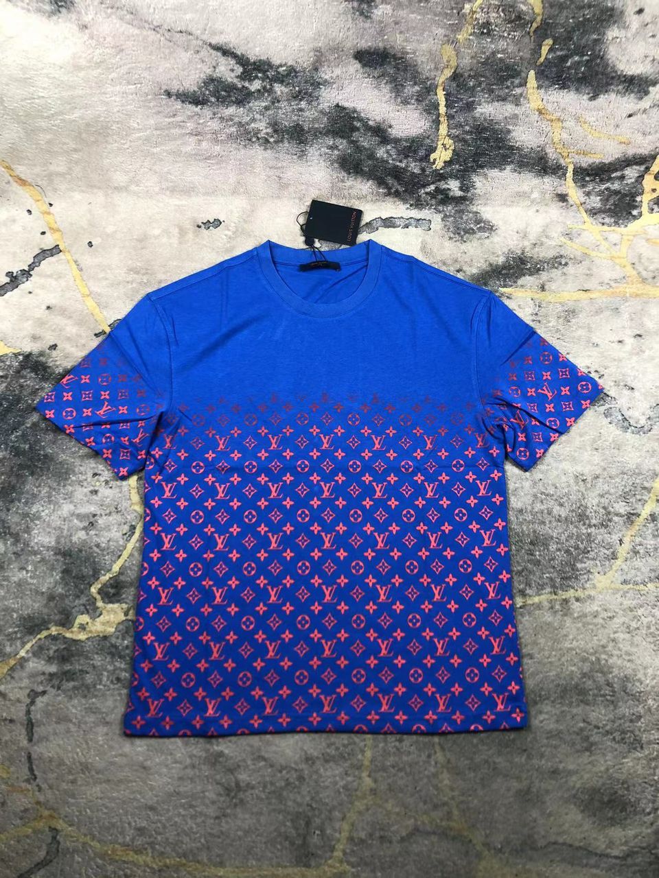 LOUIS VUITTON LVSE MONOGRAM GRADIENT T-SHIRT - LVTS057