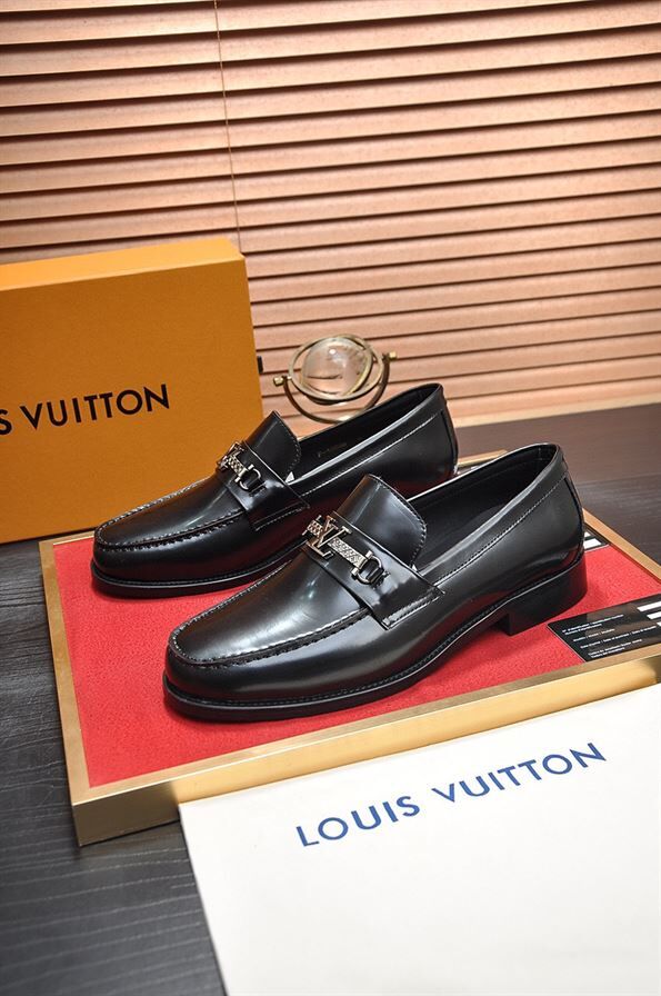 LOUIS VUITTON MAJOR LOAFER - VL002